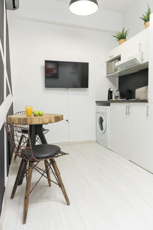 Acropolis Cozy Studio By Livin Urbban Atenas Exterior foto